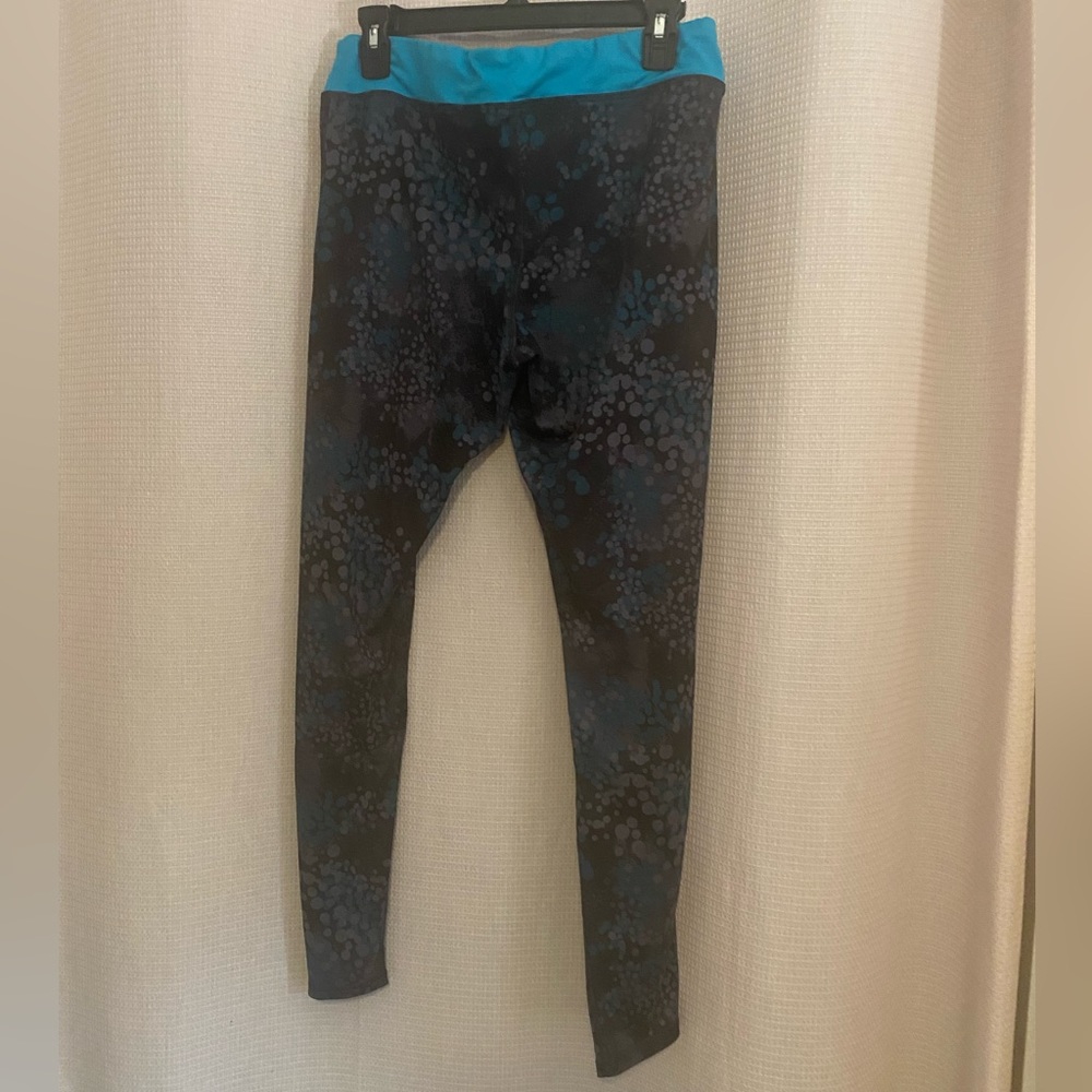 Patterned leggings